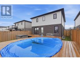 25 ALEXANDER CIRCLE - 39