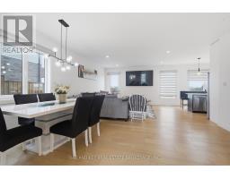 25 ALEXANDER CIRCLE - 7