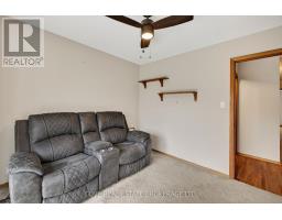 999 WILLOW DRIVE - 17