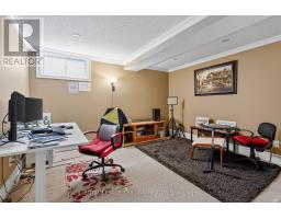 995 MANCHESTER ROAD - 41