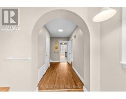 15 MAYFAIR DRIVE - 20