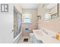 15 MAYFAIR DRIVE - 34