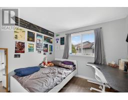 55 - 70 CHAPMAN COURT - 17