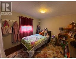 52 CEDARVILLE AVENUE - 16