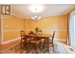 327 EVERGLADE CRESCENT - 11