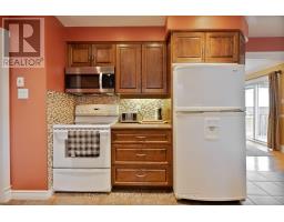 327 EVERGLADE CRESCENT - 16