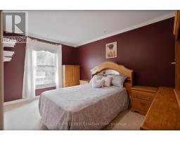 327 EVERGLADE CRESCENT - 20