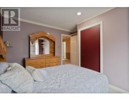 327 EVERGLADE CRESCENT - 21