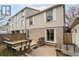 327 EVERGLADE CRESCENT - 3