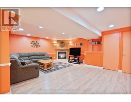 327 EVERGLADE CRESCENT - 34