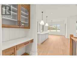 126 FRASER CRESCENT - 31