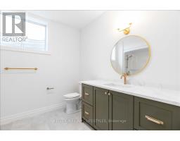 126 FRASER CRESCENT - 37