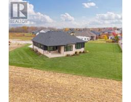 126 FRASER CRESCENT - 42