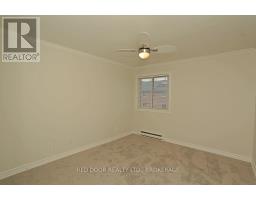 46 - 140 CONWAY DRIVE - 14