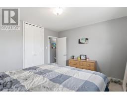 362 CHIPPENDALE CRESCENT - 31