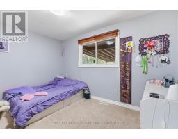 362 CHIPPENDALE CRESCENT - 37