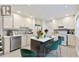 290 HURON STREET - 11