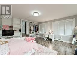 290 HURON STREET - 16