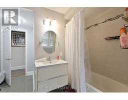 290 HURON STREET - 30