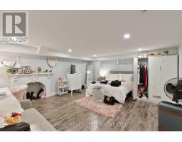 290 HURON STREET - 33