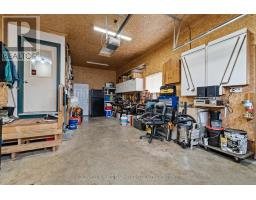 33960 QUEEN STREET - 36