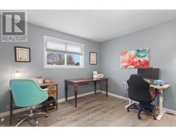 898 DALKEITH AVENUE - 24