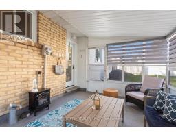 898 DALKEITH AVENUE - 40