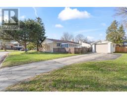 898 DALKEITH AVENUE - 44