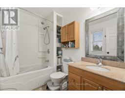 14 WELLINGTON AVENUE - 20