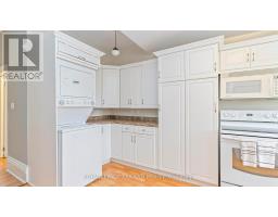 114 ELMWOOD AVENUE E - 31