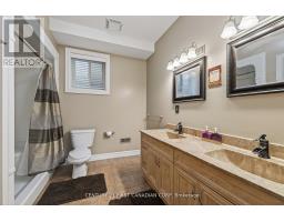 167 TANOAK DRIVE - 21