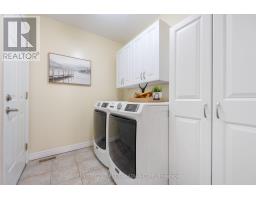 21 - 19 SOMERSET DRIVE - 23