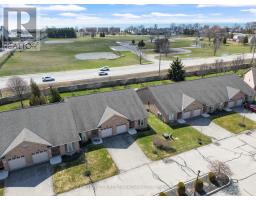 21 - 19 SOMERSET DRIVE - 8