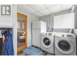 75 HALIBURTON PLACE - 34