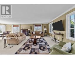 8371 HICKORY DRIVE - 16