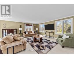 8371 HICKORY DRIVE - 17