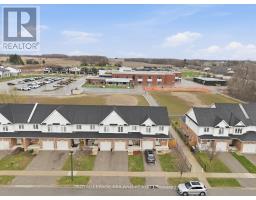 849 SILVERFOX CRESCENT - 3