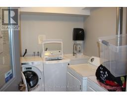 218 - 9 JACKSWAY CRESCENT - 19