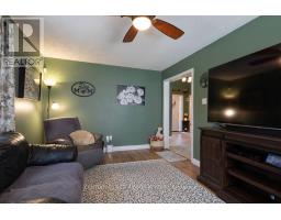 232 THORNE DRIVE - 10