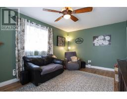 232 THORNE DRIVE - 11