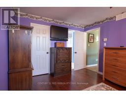 232 THORNE DRIVE - 20