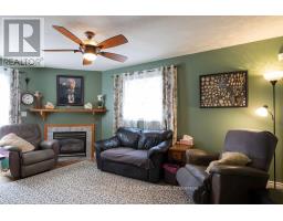 232 THORNE DRIVE - 9