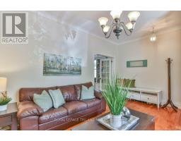 38 BYRON AVENUE E - 8