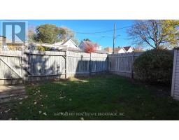 32 TENNYSON STREET - 3