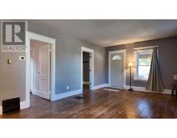 32 TENNYSON STREET - 5