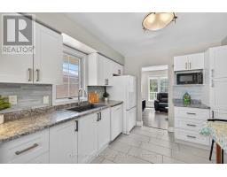 101 JASPER CRESCENT - 10