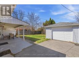 101 JASPER CRESCENT - 40