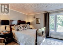 174 HARRISON PLACE - 33