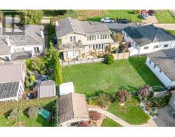 174 HARRISON PLACE - 41