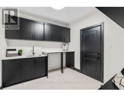 65 EAST GLEN DRIVE - 21